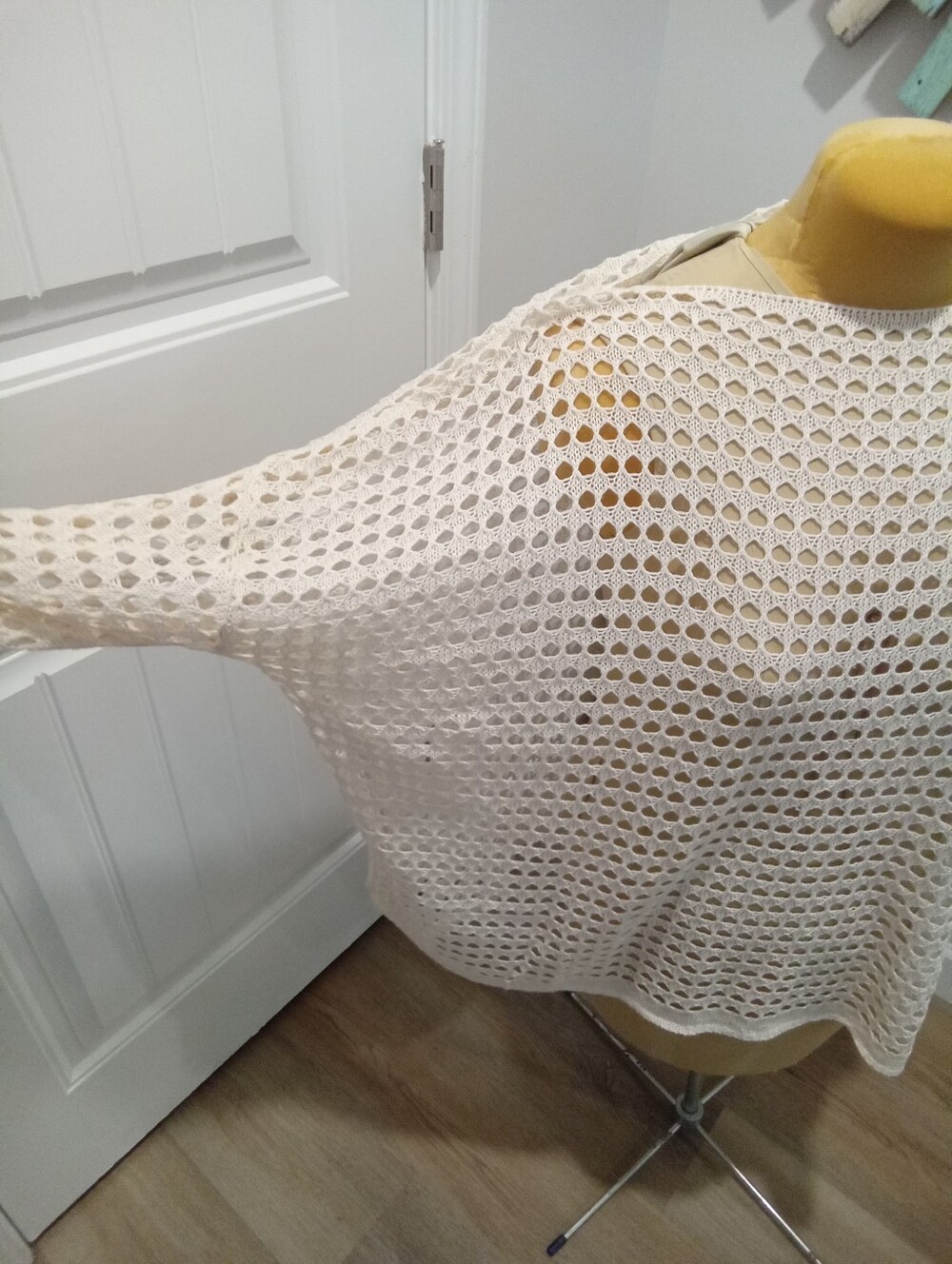 Oversized Cream Colored Crochet Sweater No Tags...Fits Like a Plus Size 2X
